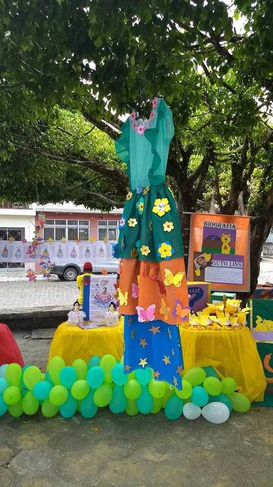 FEIRA LITERARIA